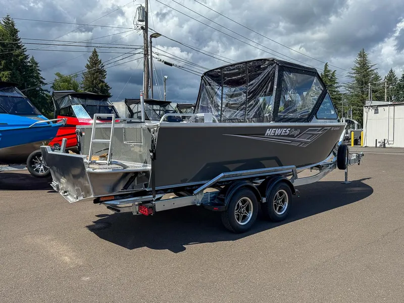 Slide: The Image of Hewescraft 210 Sea Runner ET 2026 - 3