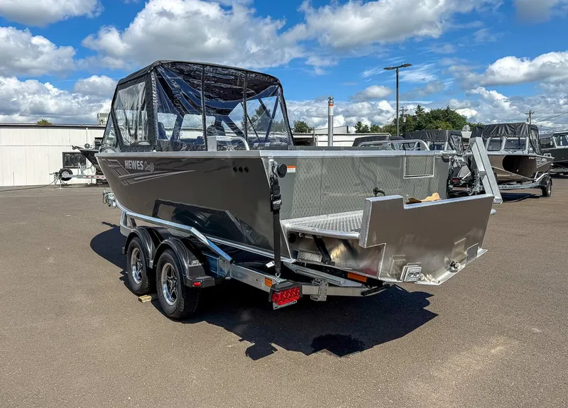 Slide: The Image of Hewescraft 210 Sea Runner ET 2026 - 5