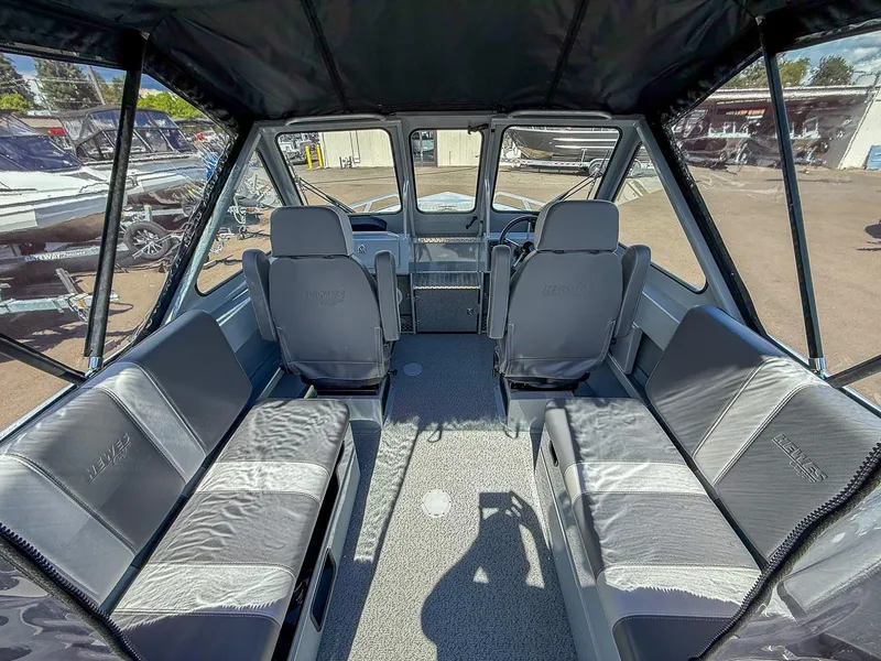 Slide: The Image of Hewescraft 210 Sea Runner ET 2026 - 7