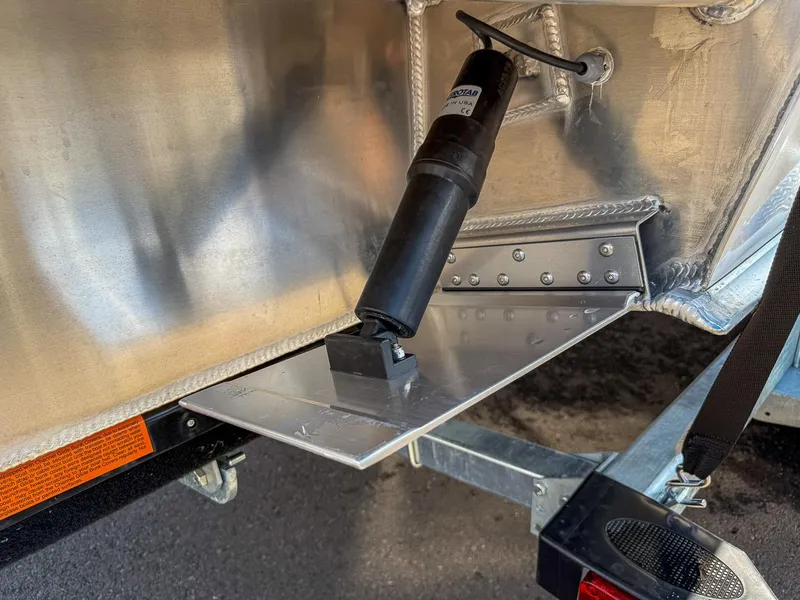 Slide: The Image of Hewescraft 240 Ocean Pro HT 2025 - 22