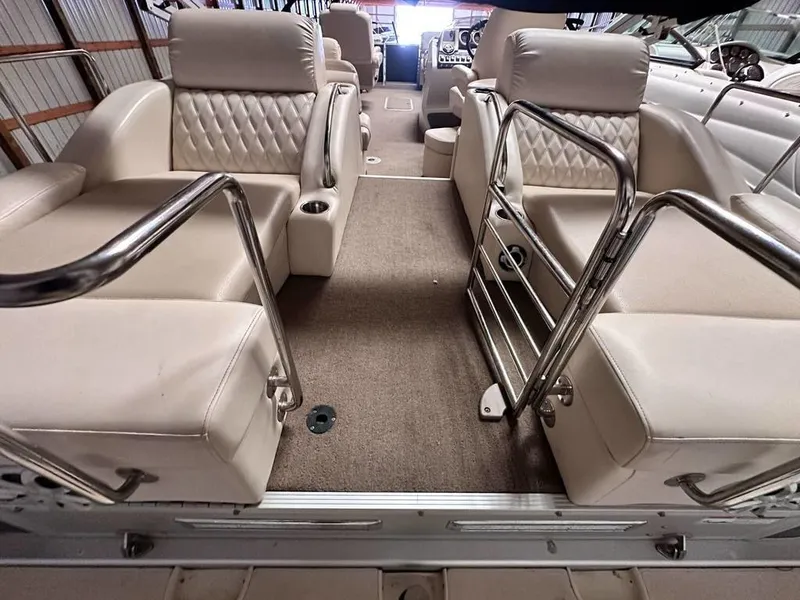 Slide: The Image of Bennington 2575 RCW I/O 2013 - 2