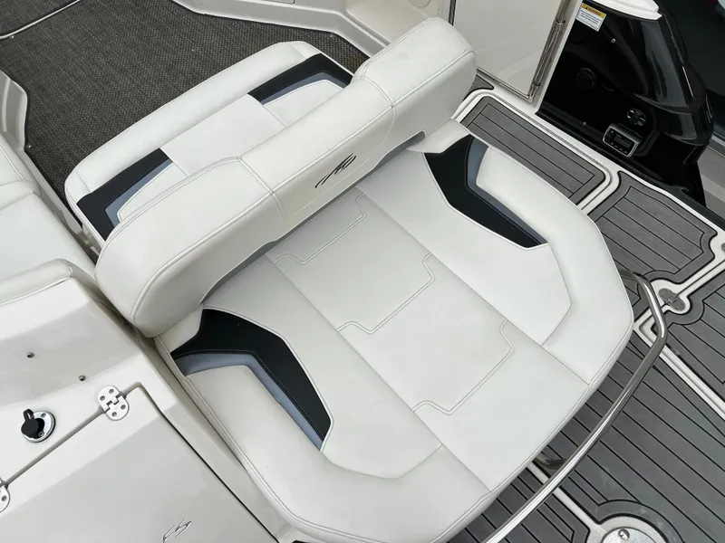 Slide: The Image of Monterey 264 FS 2014 - 13