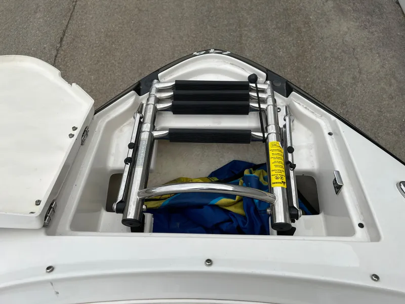 Slide: The Image of Monterey 264 FS 2014 - 42