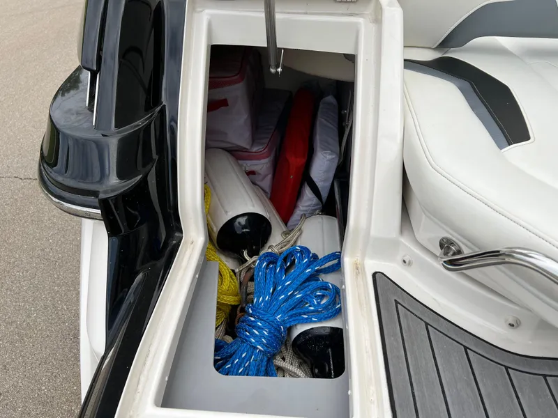 Slide: The Image of Monterey 264 FS 2014 - 48