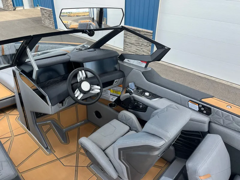 Slide: The Image of Nautique Paragon25 2026 - 14