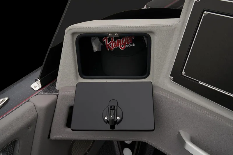 Slide: The Image of Ranger 621FS Pro 2025 - 42