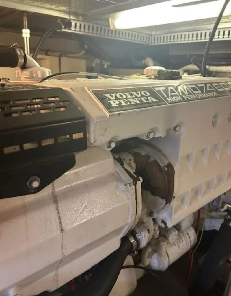 Slide: The Image of Volvo Penta TAMD74 engine in a 2000 Carver 450 Voyager Pilothouse yacht. - 12