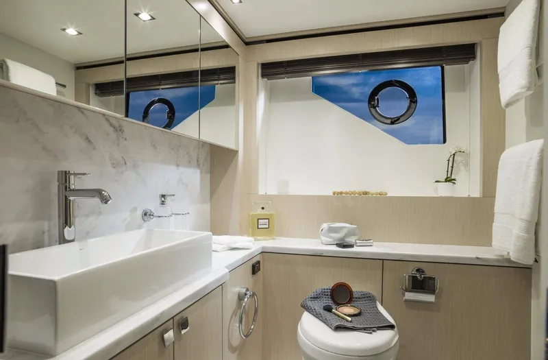 Slide: The Image of Manufacturer Provided Image: Sunseeker Predator 68 Heads - 13