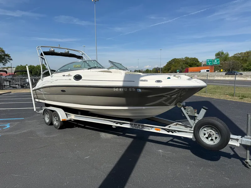 Slide: The Image of Sea Ray 240 Sundeck 2005 - 2