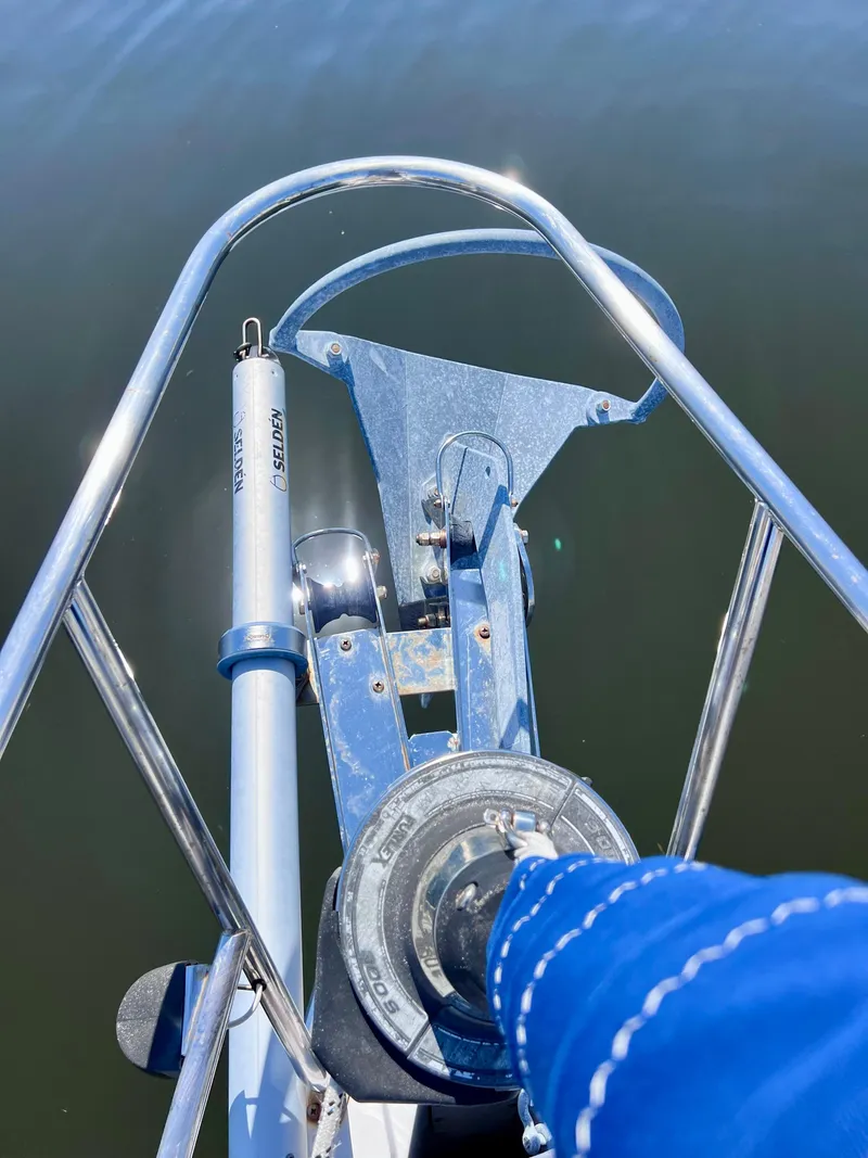 Slide: The Image of Catalina 375 2012 - 14