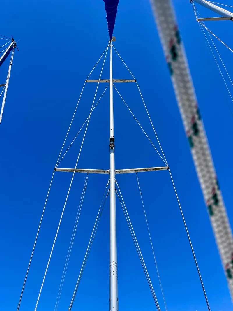 Slide: The Image of Catalina 375 2012 - 21