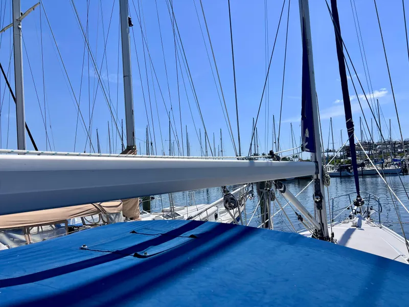 Slide: The Image of Catalina 375 2012 - 24