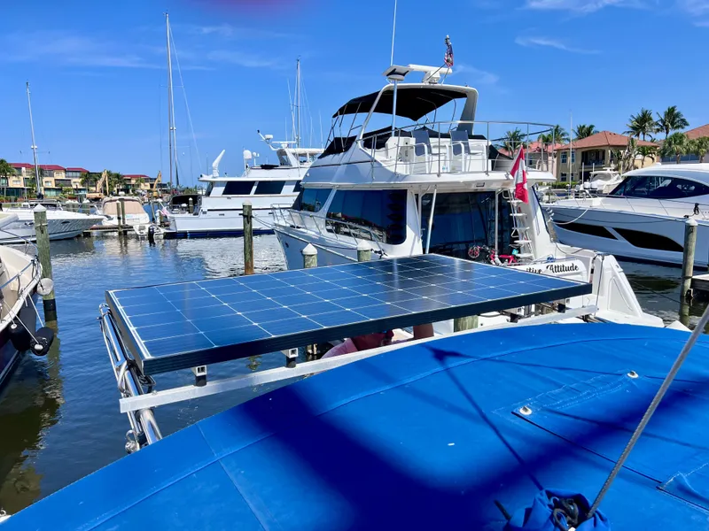 Slide: The Image of Catalina 375 2012 - 25