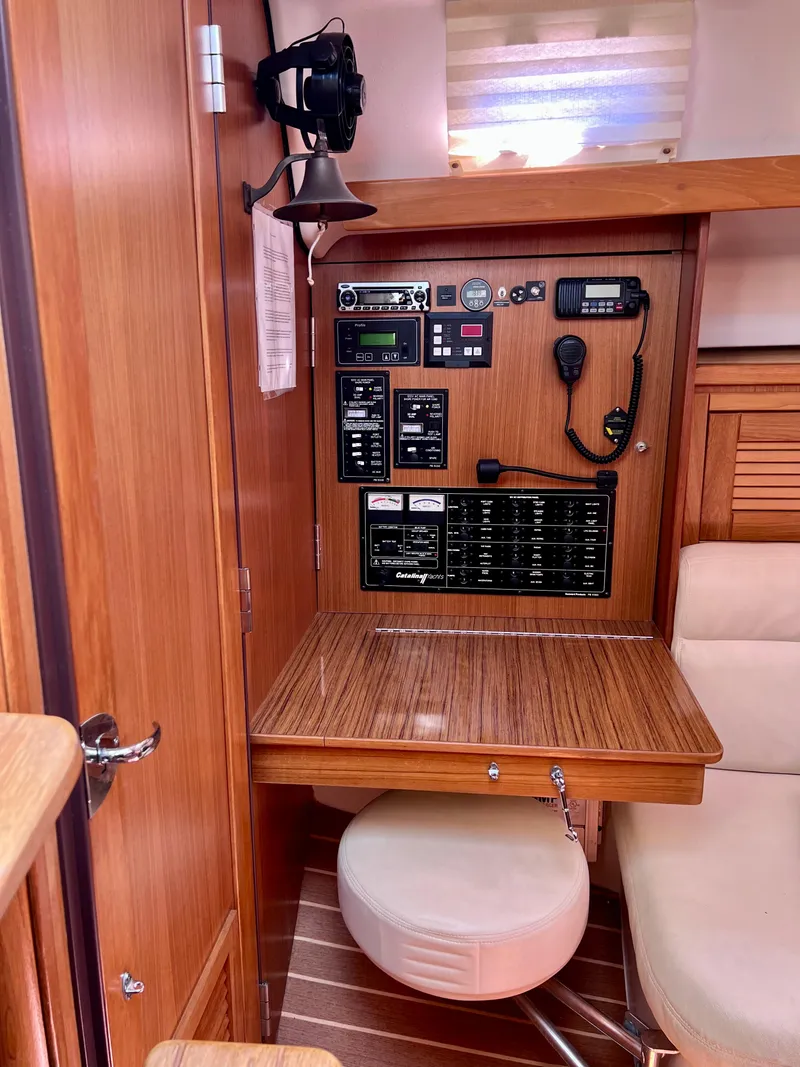 Slide: The Image of Catalina 375 2012 - 47