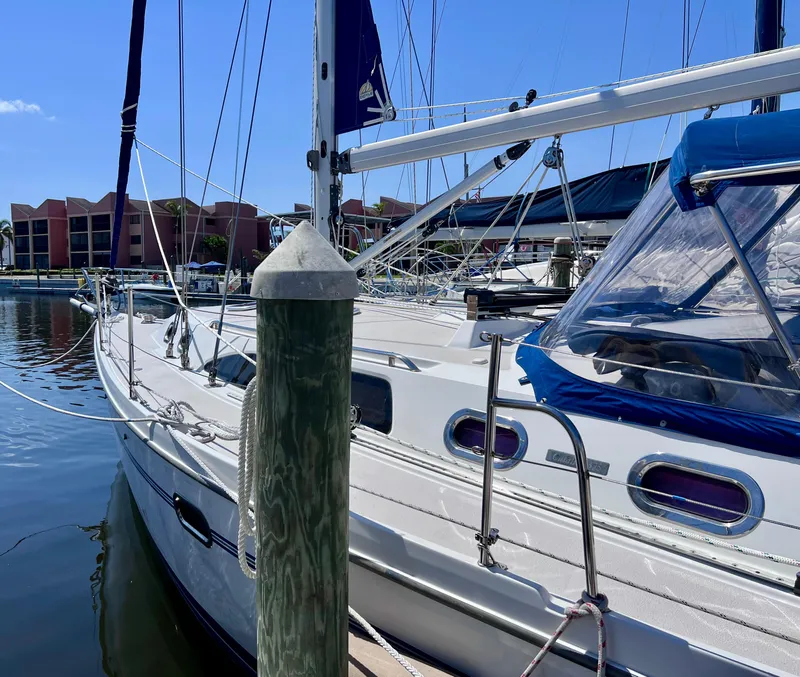 Slide: The Image of Catalina 375 2012 - 5