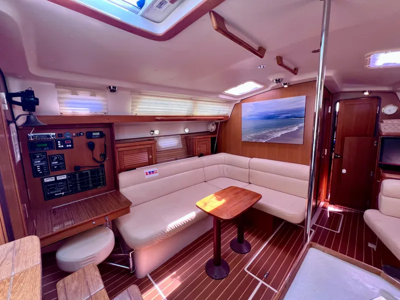 Slide: The Image of Catalina 375 2012 - 50