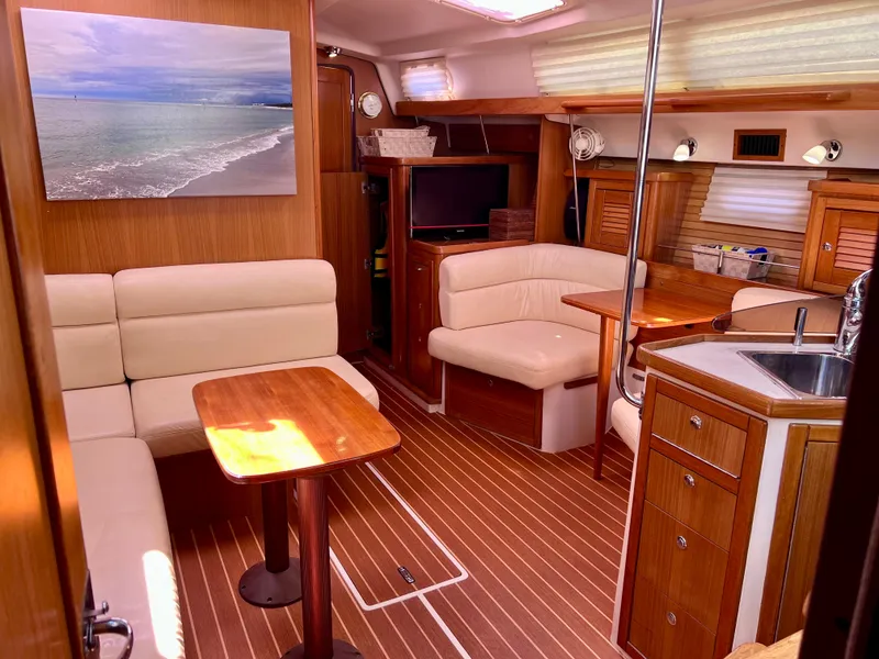 Slide: The Image of Catalina 375 2012 - 52