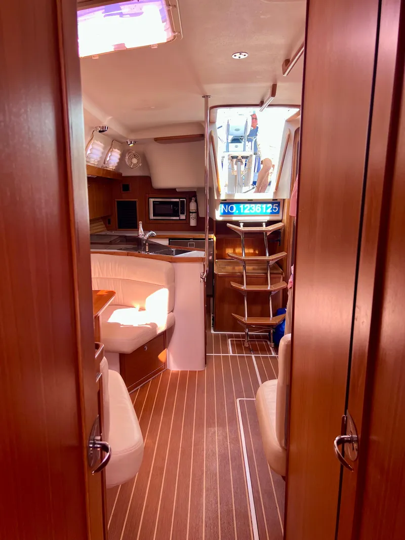 Slide: The Image of Catalina 375 2012 - 63