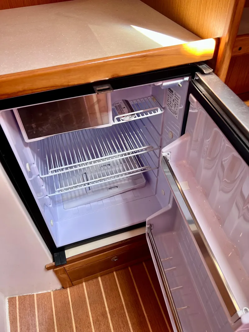 Slide: The Image of Catalina 375 2012 - 72