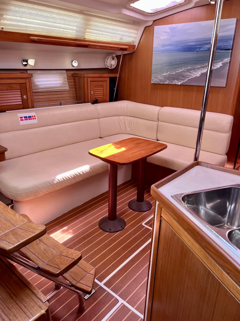 Slide: The Image of Catalina 375 2012 - 74