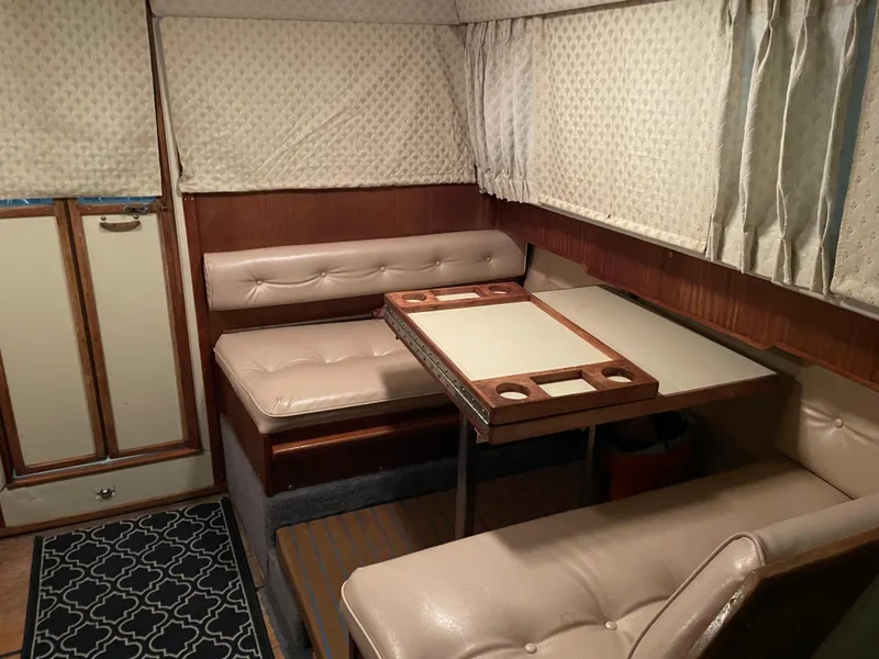 Slide: The Image of Sea Ray 300 SD 1986 - 18