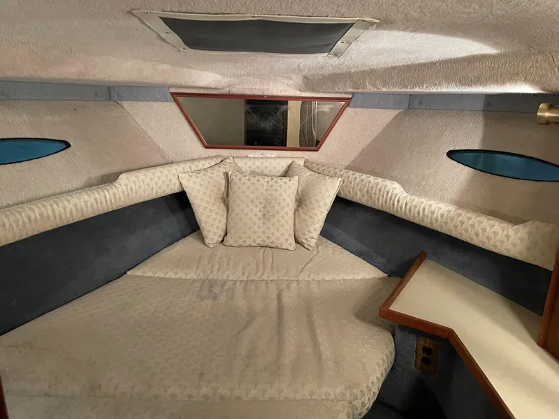 Slide: The Image of Sea Ray 300 SD 1986 - 27