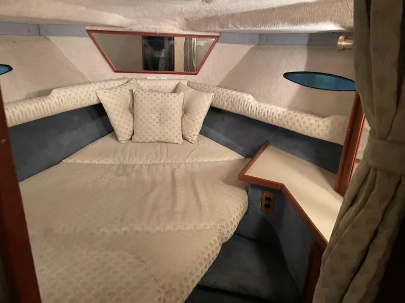 Slide: The Image of Sea Ray 300 SD 1986 - 28