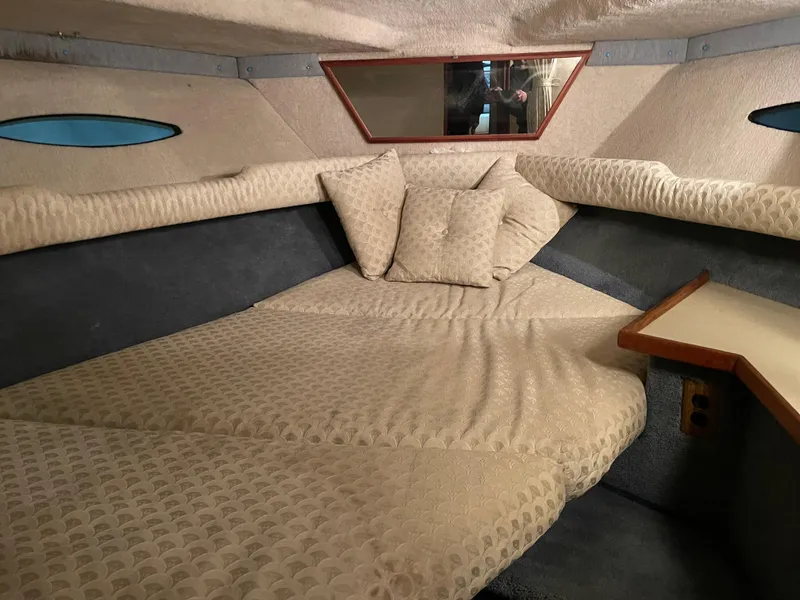 Slide: The Image of Sea Ray 300 SD 1986 - 32