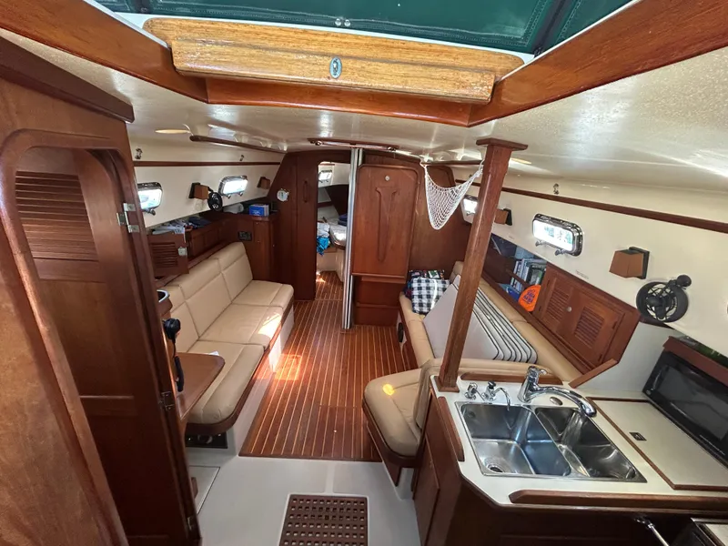 Slide: The Image of Salon Overview - 18