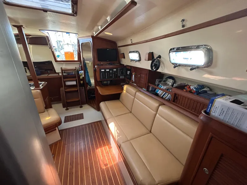 Slide: The Image of Looking Aft 3 - 31