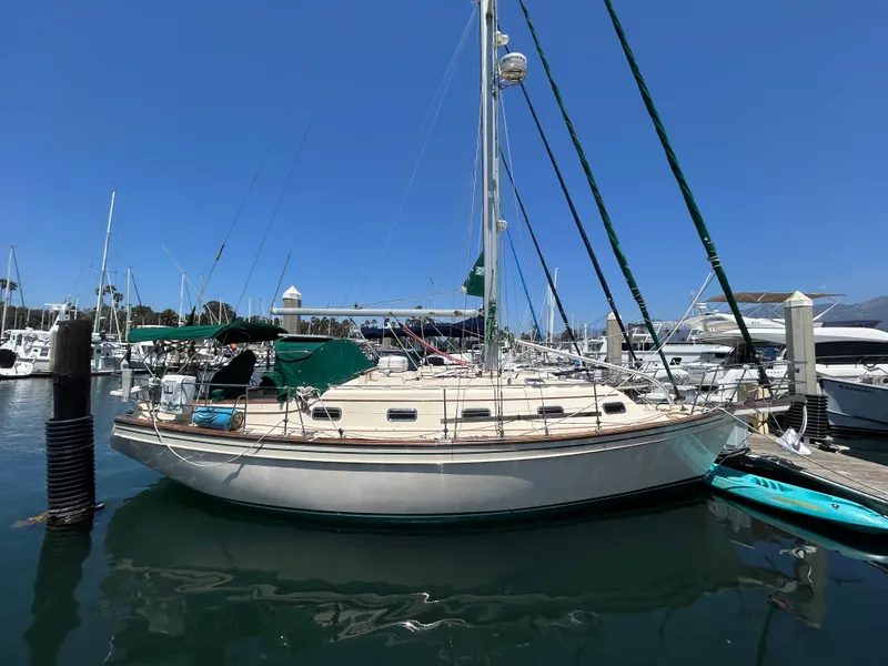 Slide: The Image of Ecco Bella at the Dock - 8