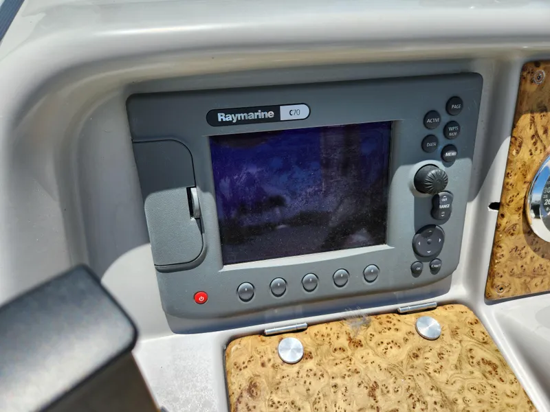 Slide: The Image of Raymarine navigation system on 2007 Formula 330 Sun Sport boat dashboard. - 10
