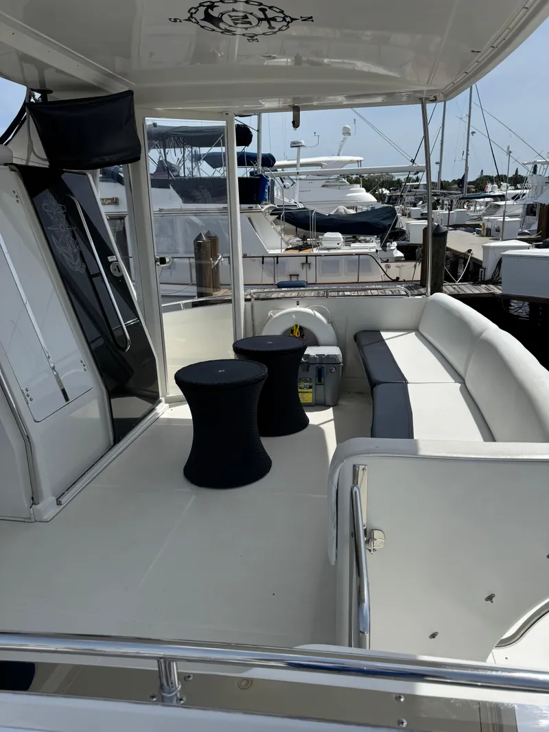 Slide: The Image of Carver Yachts 41 Cockpit Motor Yacht 2005 - 12