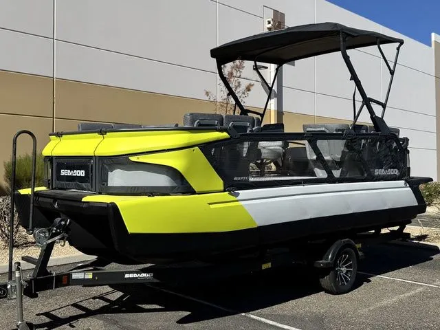 Slide: The Image of Sea-Doo Switch Cruise 21 2025 - 5