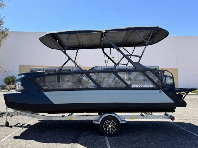 Slide: The Image of Sea-Doo Switch Cruise Limited 21 2025 - 4