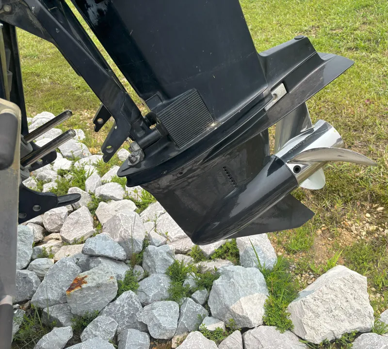 Slide: The Image of Ranger 188 VX 2009 - 8