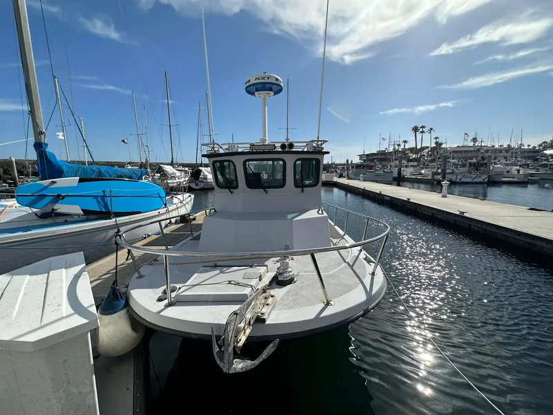 Slide: The Image of Bruce Bow Anchor W/Electric Windlass - 4