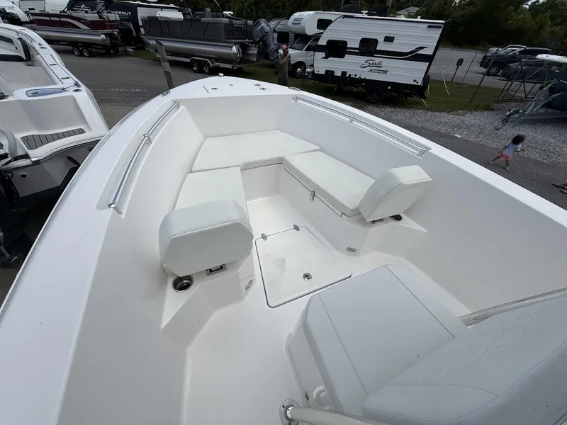 Slide: The Image of Aquasport 220 2025 - 10