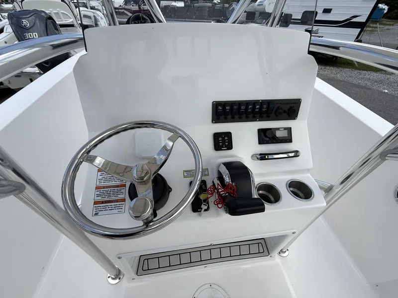 Slide: The Image of Aquasport 220 2025 - 8