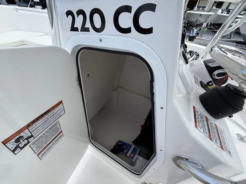 Slide: The Image of Aquasport 220 2025 - 9