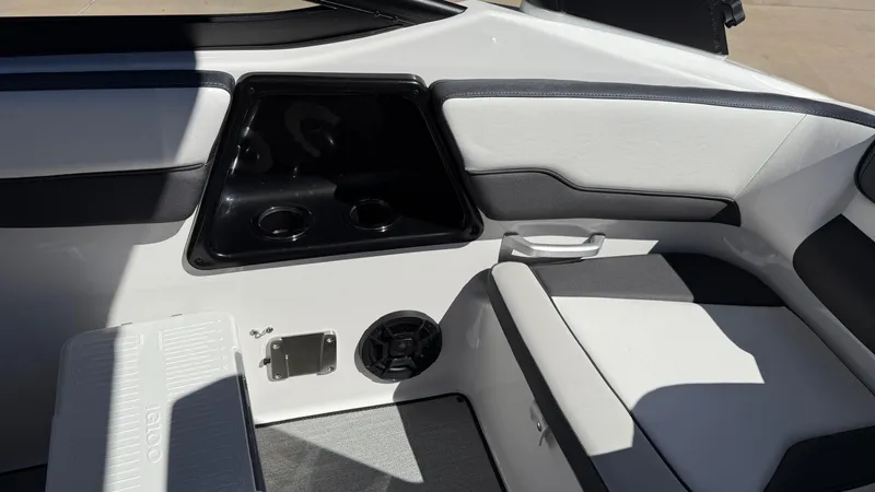 Slide: The Image of Yamaha AR195 2025 - 58