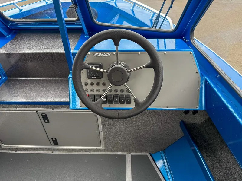 Slide: The Image of North River 22' Seahawk 2025 - 11