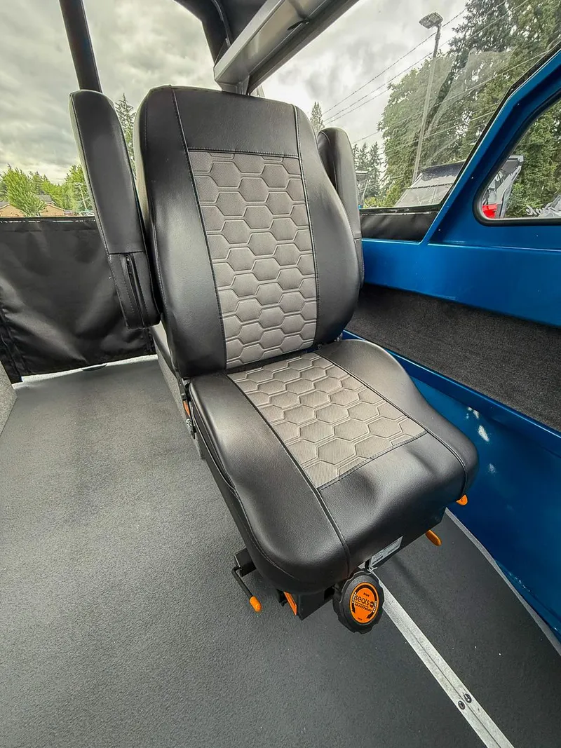 Slide: The Image of North River 22' Seahawk 2026 - 14