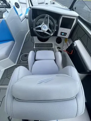 Slide: The Image of ATX 22 TYPE-S 2025 - 8