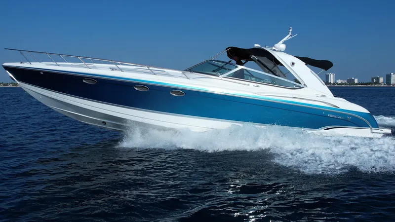 Slide: The Image of 2006 Formula 400 Super Sport boat cruising on open water. - 2