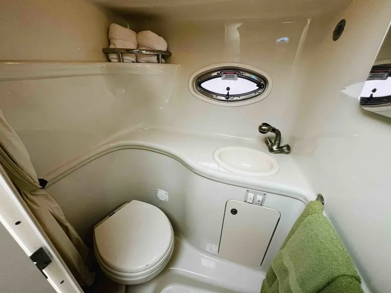 Slide: The Image of Sea Ray 290 Amberjack 2007 - 12