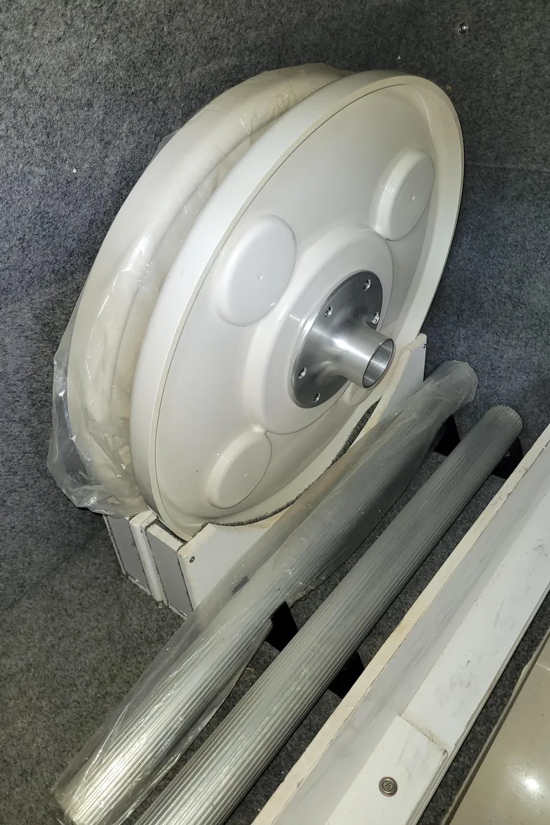 Slide: The Image of Storage compartment in a 2008 Sea Ray 260 Sundeck boat with accessories. - 25