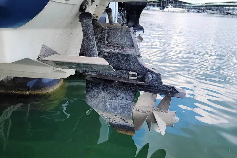 Slide: The Image of 2008 Sea Ray 260 Sundeck boat with MerCruiser outdrive in water. - 30