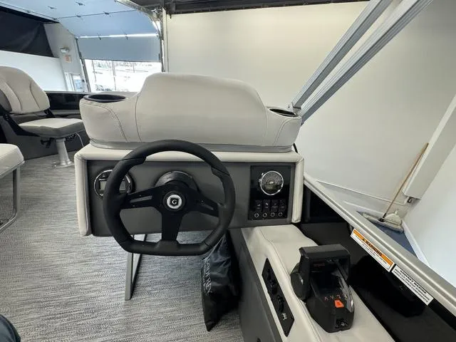 Slide: The Image of Godfrey MG 1476 F 2024 - 11