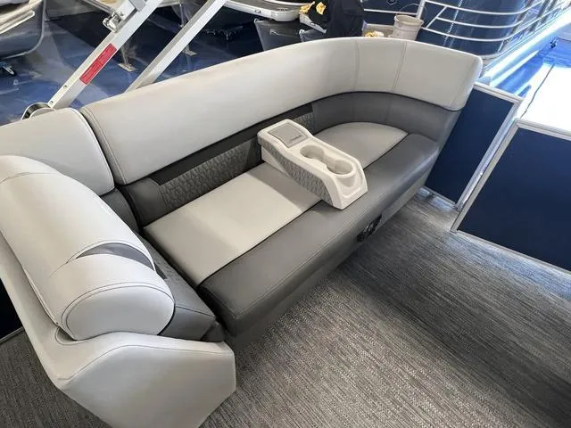 Slide: The Image of Godfrey SW 2286 MT 2023 - 11